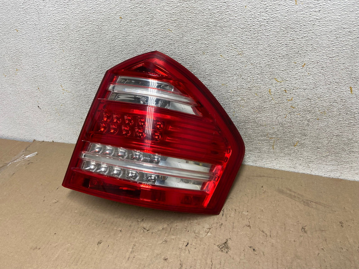 2010 2011 2012 Mercedes GL-Class GL450 Right LED Tail Light AH7698 LK2
