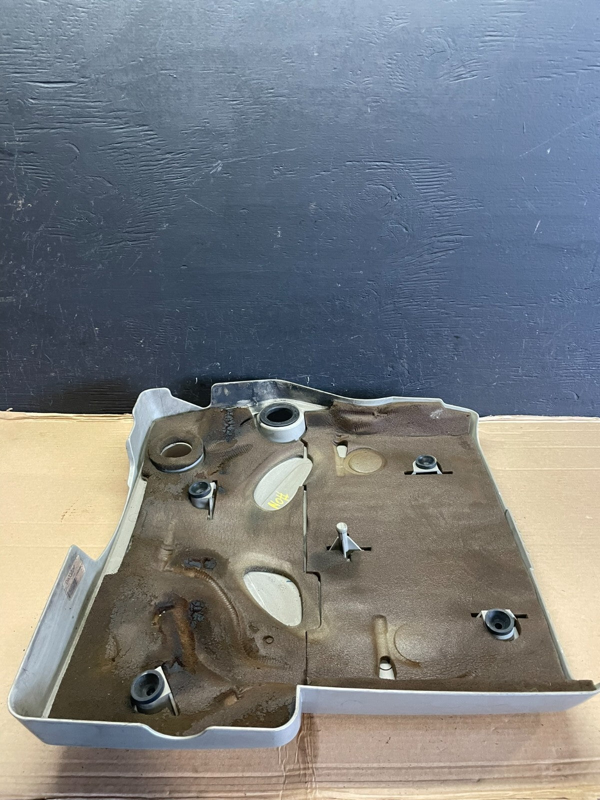 2004 to 2007  Cadillac CTS 3.6L Plastic Engine Cover Shield E3992 PS6