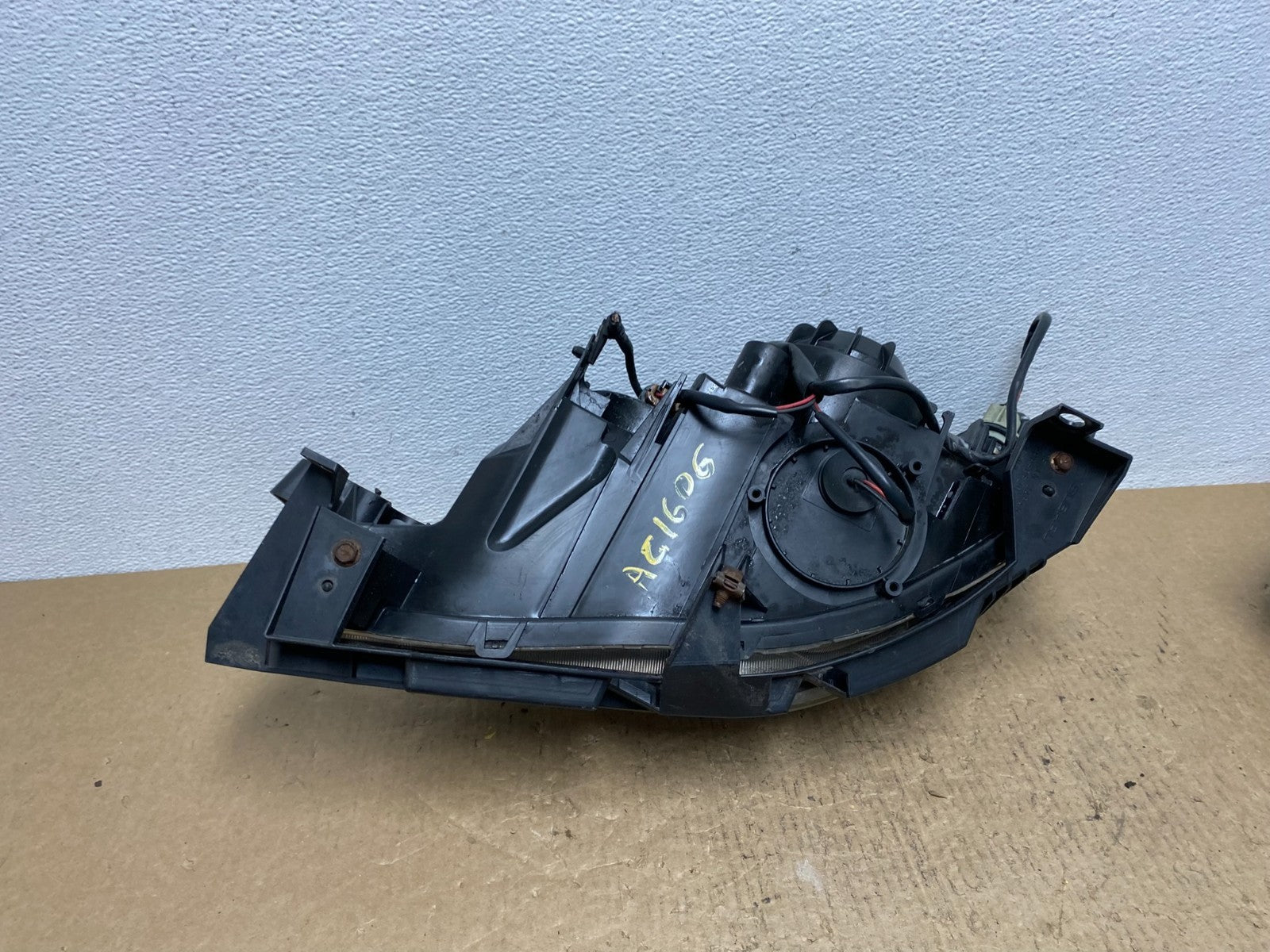 2008 to 2011 Subaru Impreza Right Passenger Side Halogen Headlight Oem AC1606 DW7