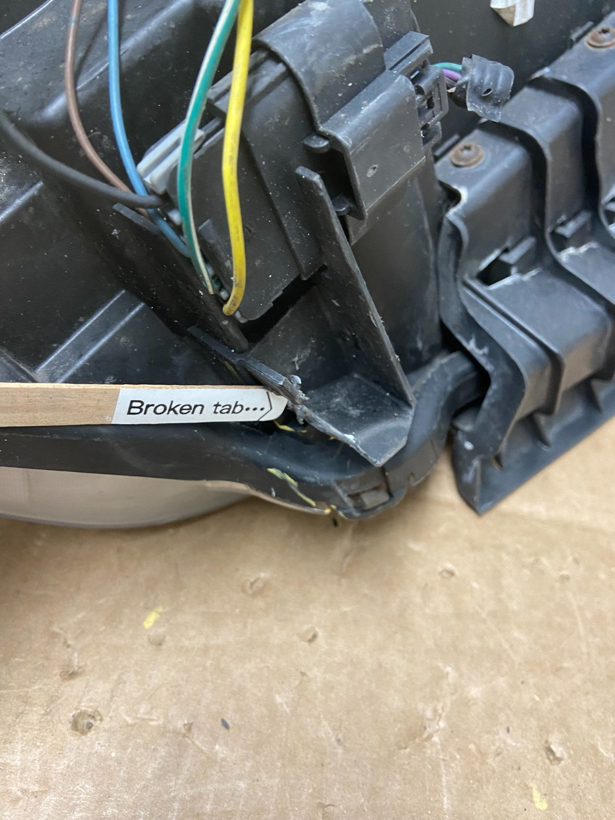 2010 to 2015 GMC Terrain Halogen Left Driver Lh Side Headlight Y8573 DG7