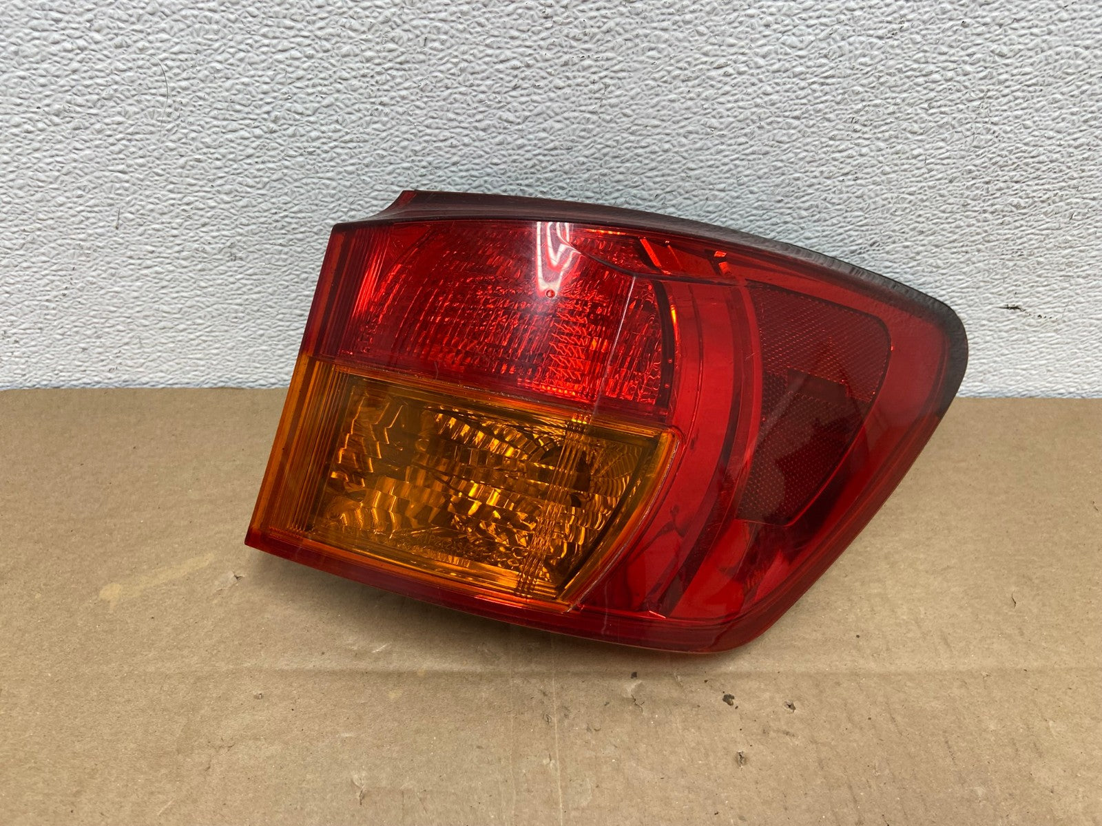 2006-2008 Lexus IS250 Right Passenger Rh Side Outer Tail Light OEM AC3796 LK0