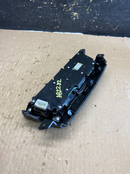 2009-2014 Nissan Murano AM FM Radio CD Control Panel ab2282 DG3