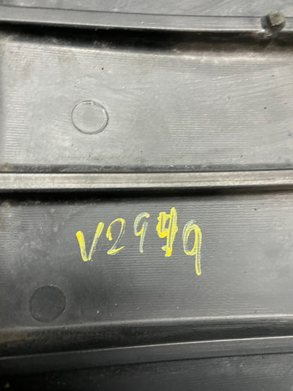 2007 to 2008 GMC Acadia 3.6L VVT Engine Cover Shield OEM V2949 DG9