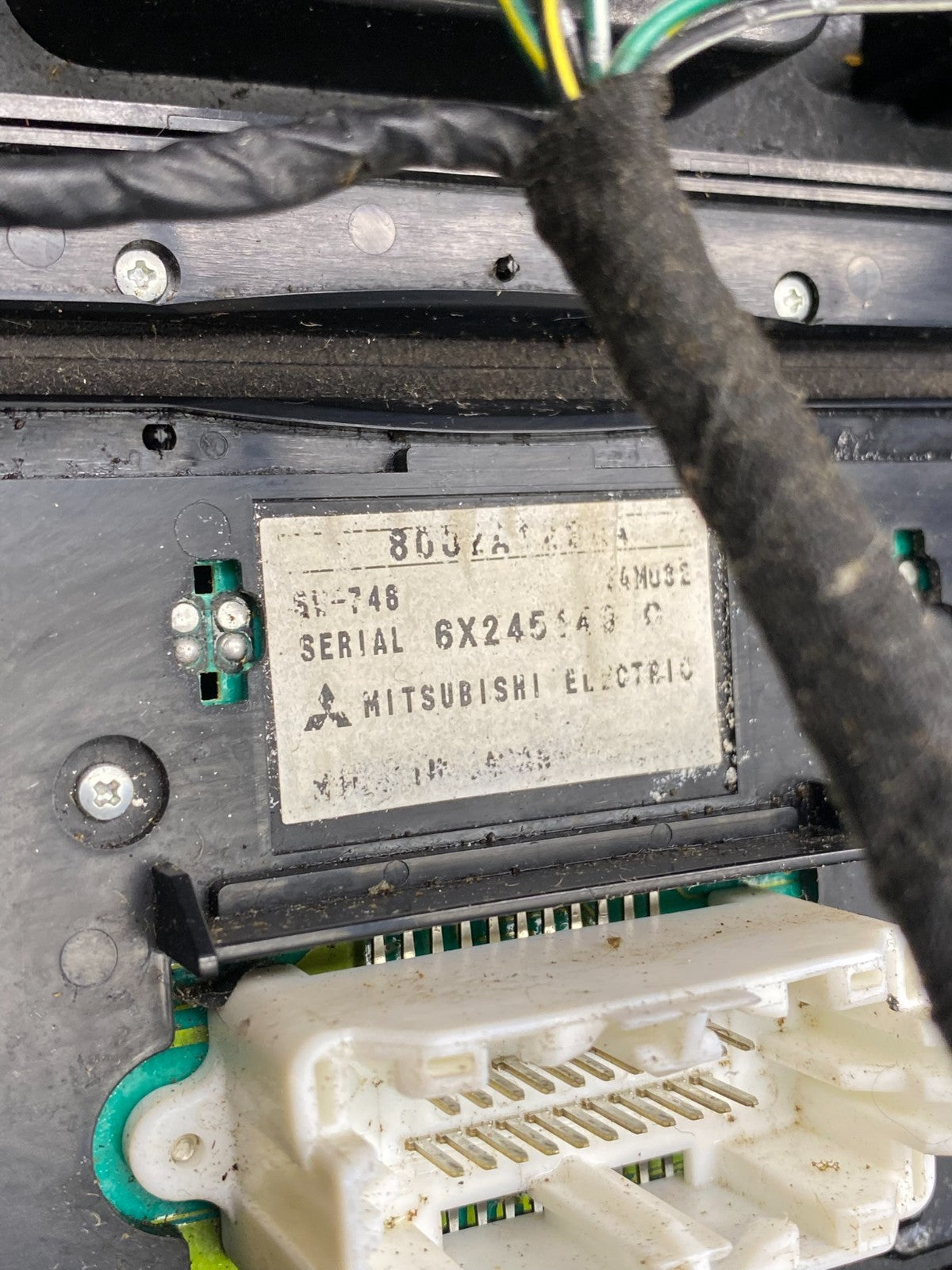 2006 2011 Mitsubishi Endeavor A/C Heater Climate Control Unit Switch AC93656