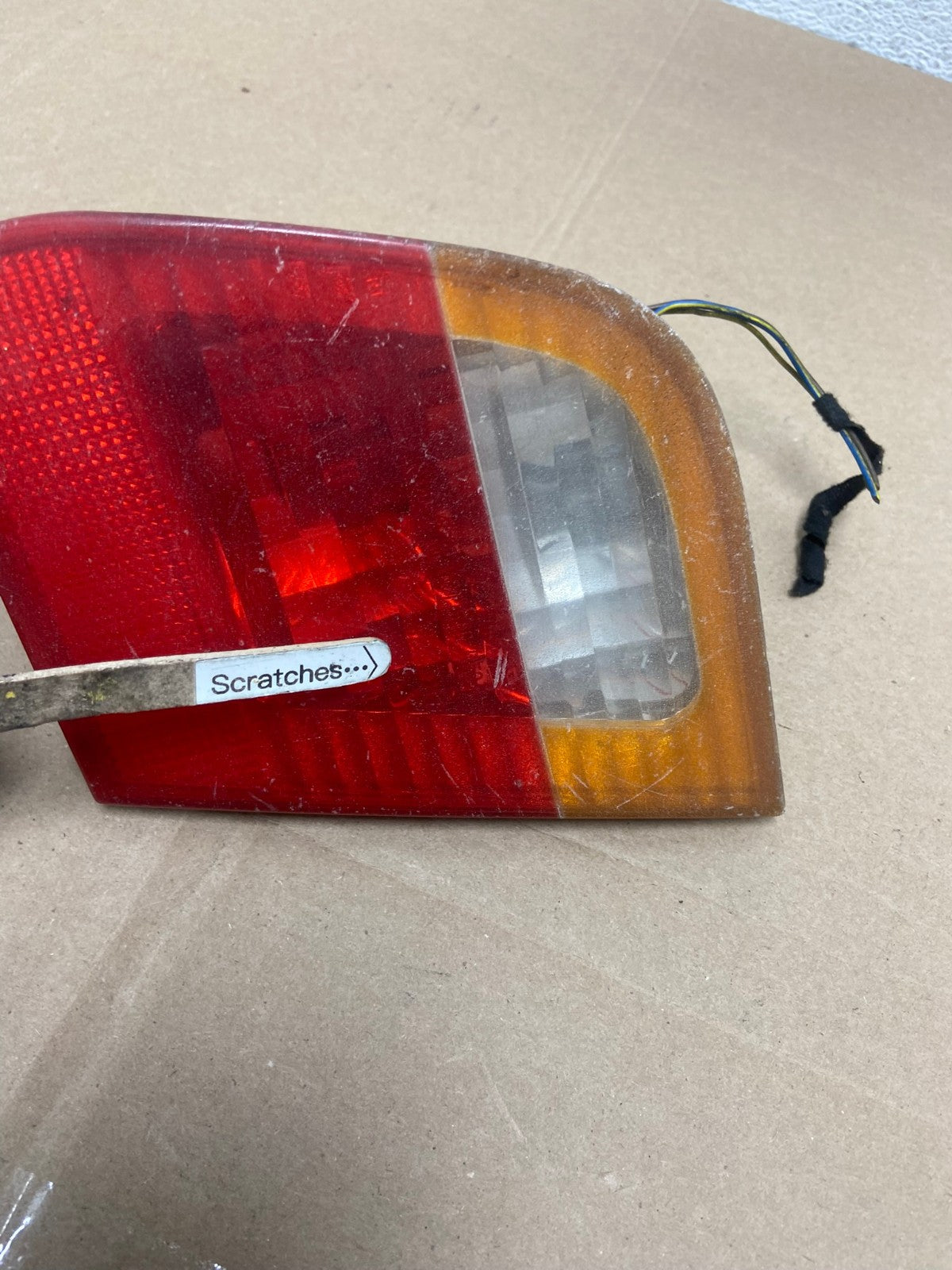2002 - 2005 BMW 3 E46 Series Right Passenger Inner Tail Light AE4841 LK3
