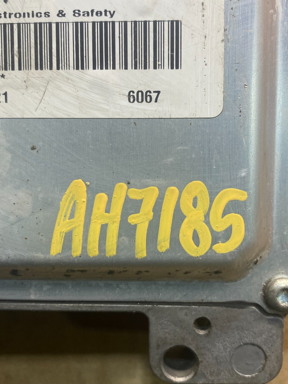 2007 Chevrolet Silverado Yukon Engine Control Module ECM ECU AH7185 DW3