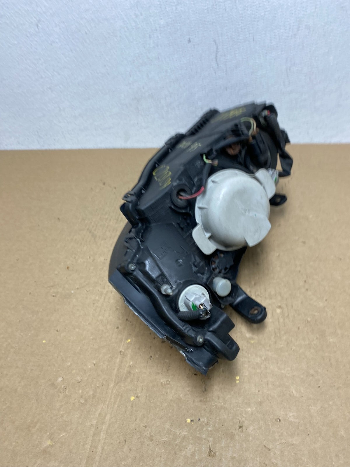 2006 to 2007 Subaru Legacy Right Passenger RH Side Headlight AC1195 DW8