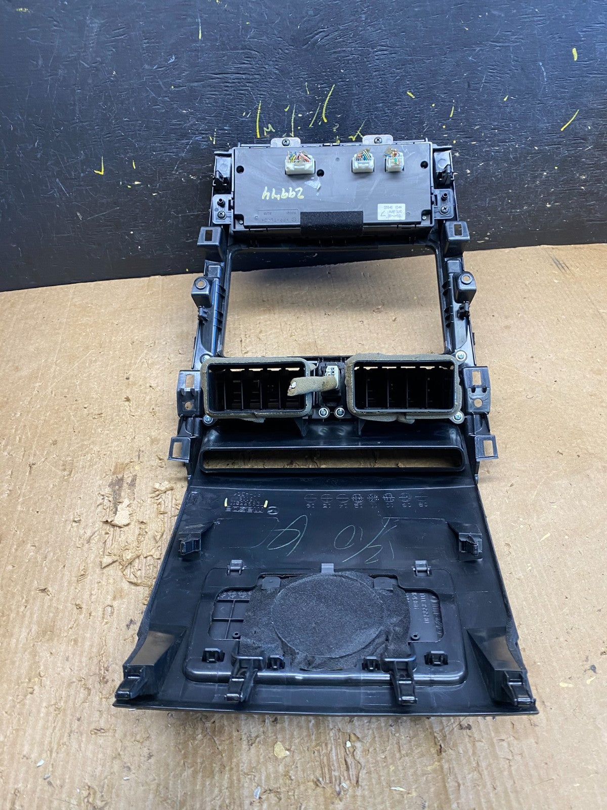 2010 - 2015 Mazda CX-9 Radio Dash Trim Bezel W/Vent AC Climate Control z9944 DG4