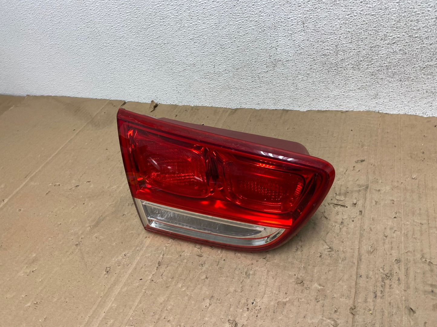 2016 2017 2018 Kia Sorento Left Driver LH Inner Tail Light AE9333 LK1