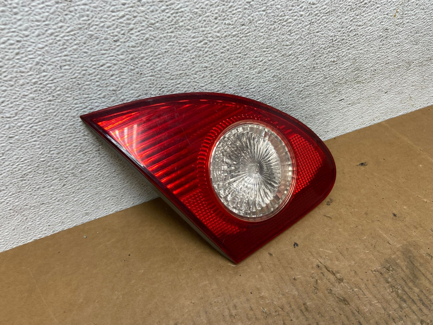 2003 - 2008 Toyota Corolla Inner Left Driver Lh Side Tail Light AE2685 LK2