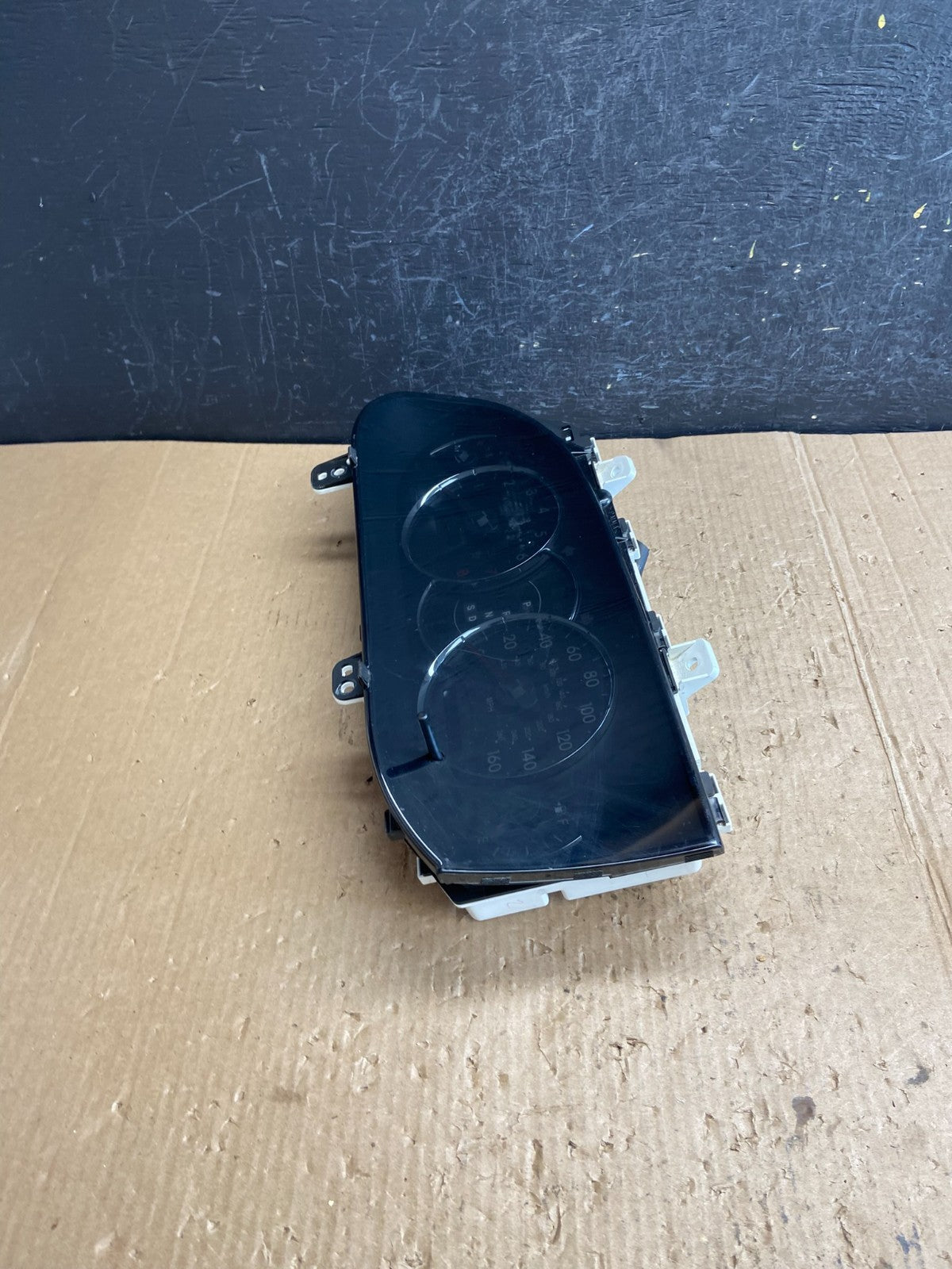 2005 to 2010 Toyota Avalon Cluster Gauge Speedometer AE4200 DG2