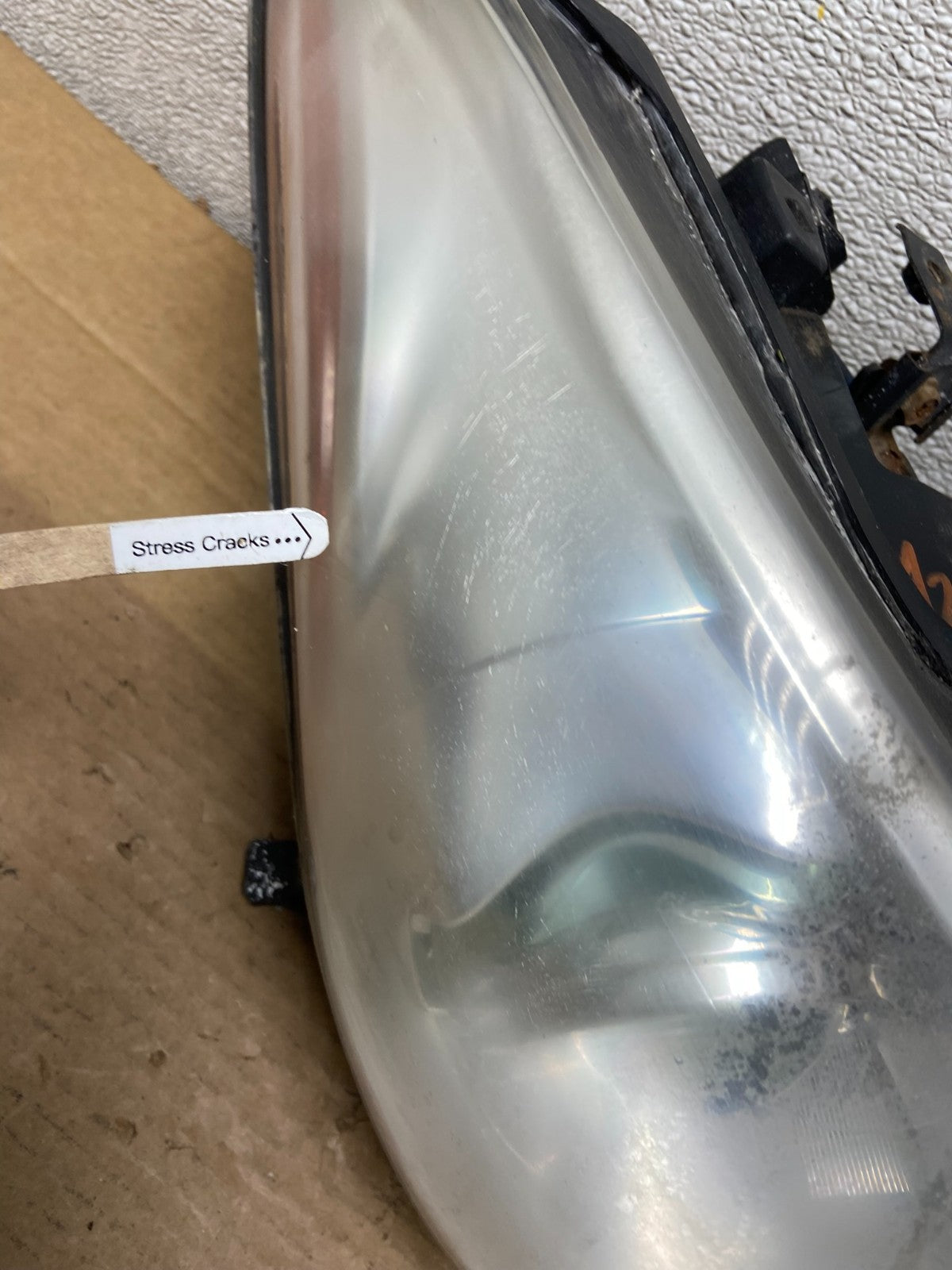 2011 to 2013 Infiniti M37 M56 Right Passenger Side HID Xenon Headlight AB5221 DW3