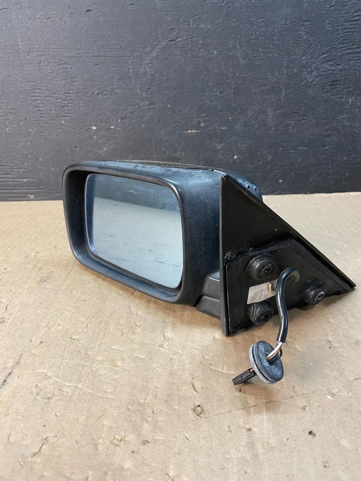 1992 to 1996 BMW 325i Left Driver LH Side View Door Mirror AD5824 DW2