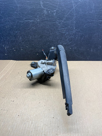 2015-2021 Kia Sedona Entourage Rear Glass Windshield Wiper Motor AG3541 DG2