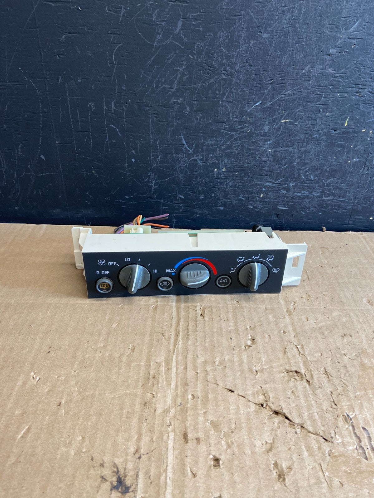 1996 to 1999 Chevrolet Silverado HVAC Heater Climate Control Module AE1929 DG0