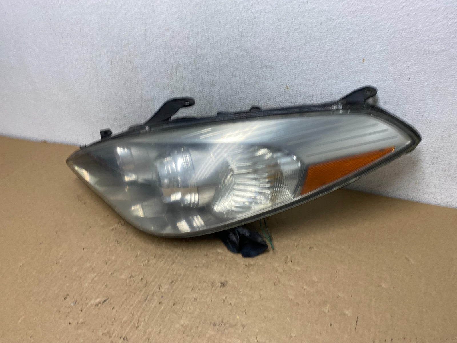 2007 - 2008 Toyota Solara Left Driver LH Halogen Headlight AF7931 DW1