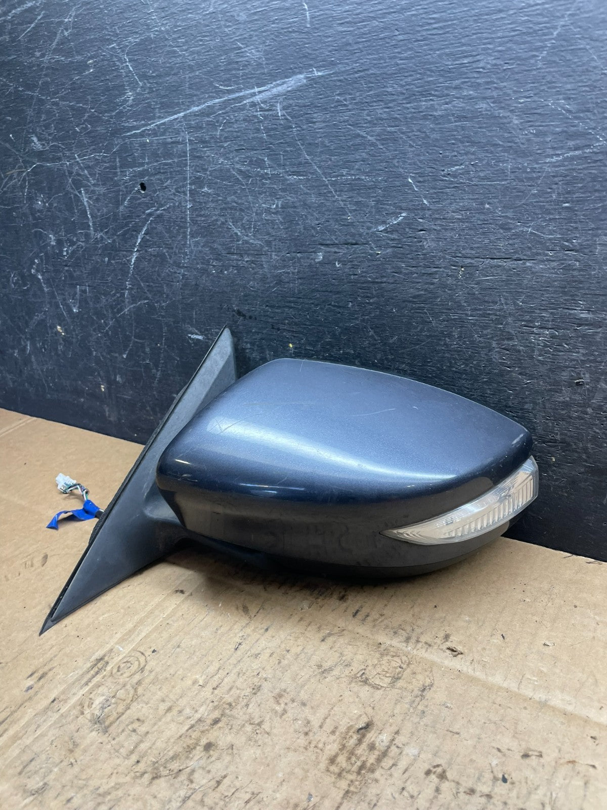 2016 to 2018 Nissan Altima Left Driver LH Turn Signal Door Mirror R9218 DG2
