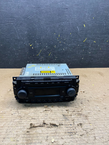 2005 2008 Jeep Dodge Chrysler Screen Display CD Player Satellite Radio S6176 DG0