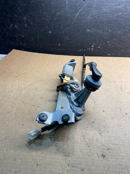 2000 to 2004 Subaru Legacy Wagon Rear  Windshield Wiper Motor AA06595