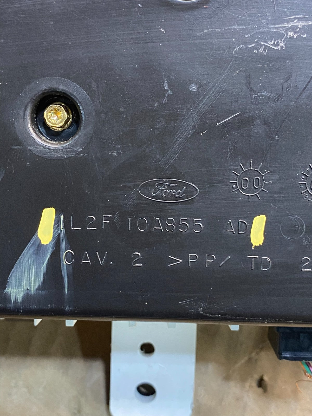 2001 to 2003 Ford Explorer Speedometer Cluster Gauge AI4899 DG6