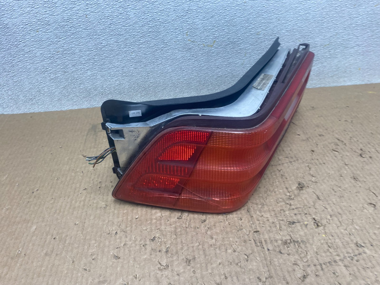 1999 to 2002 Mercedes R129 SL500 SL600 Rear Left Driver Side Tail Light W7581 DG2