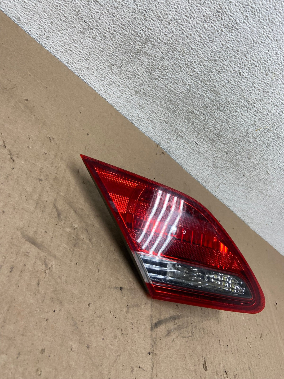 2005-2010 Toyota Avalon Left Driver LH Side Tail Light Inner AG4870 LK1