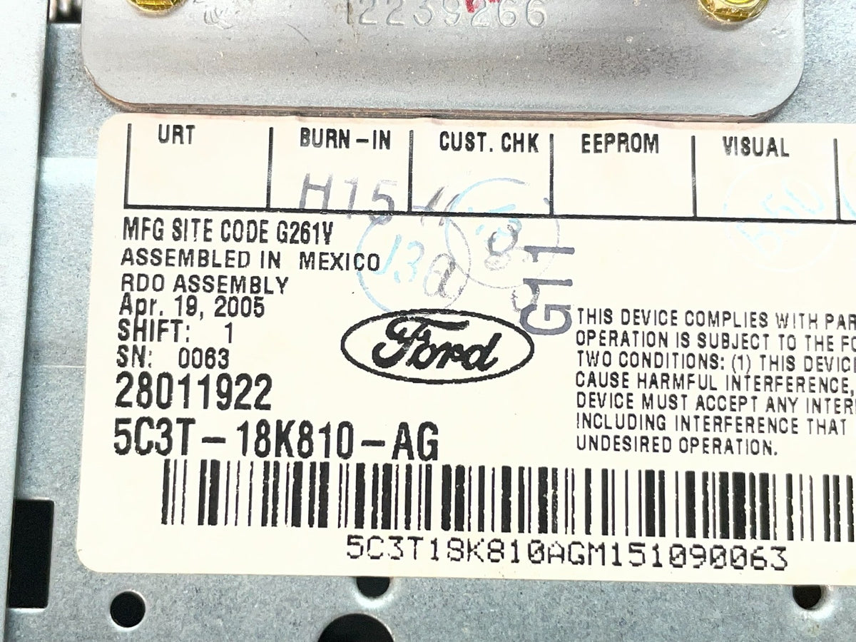 2005 to 2007 Ford F250 F350 Radio Audio AM/FM Receiver AI0489 DW8