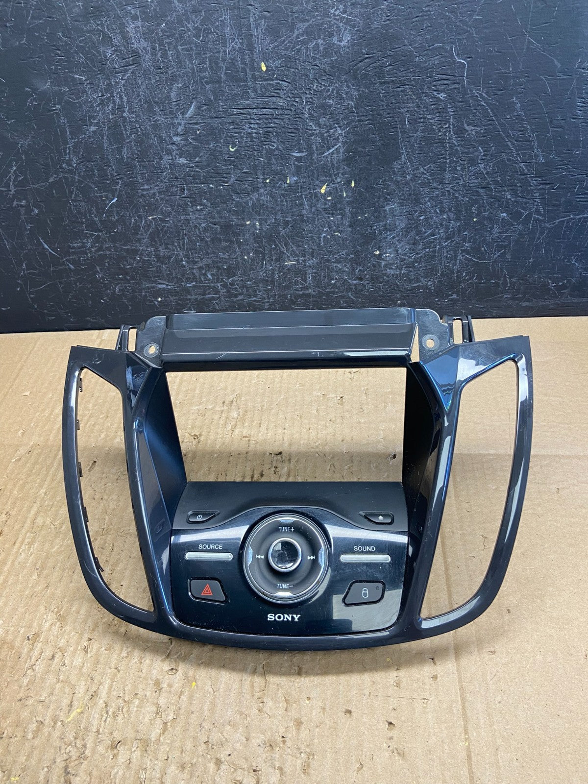 2013 2014 2015 2016 Ford Escape Dash Radio Control Panel Bezel AD1980 DG0