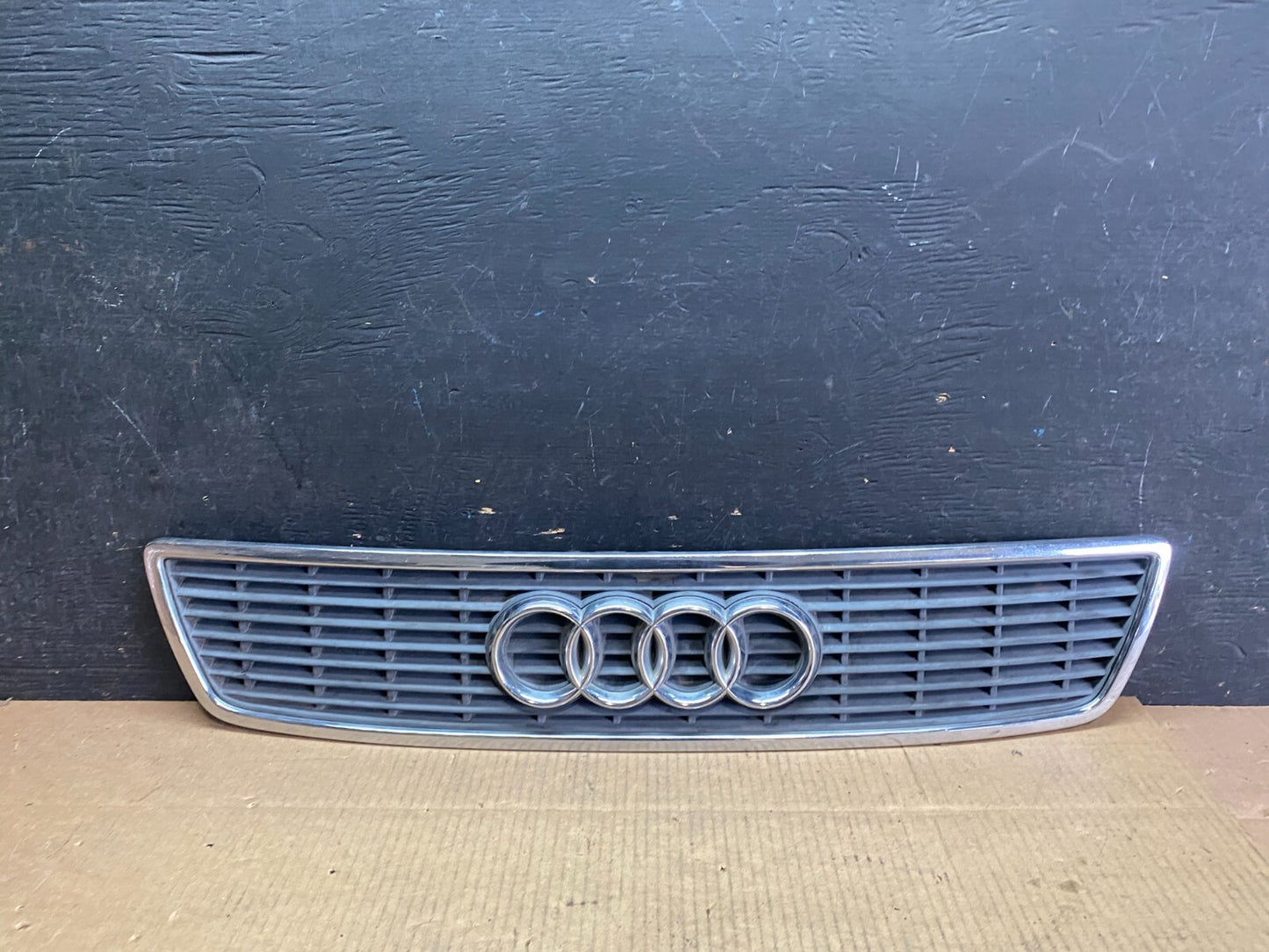1997 1998 1999 Audi A8 Front Bumper Upper Grill Grille OEM DG1 J4078 DG0