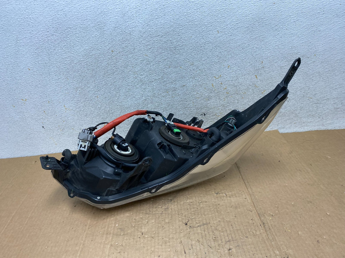 2014 to 2016 Subaru Forester Left Driver LH Headlight Halogen AI5464 DW5