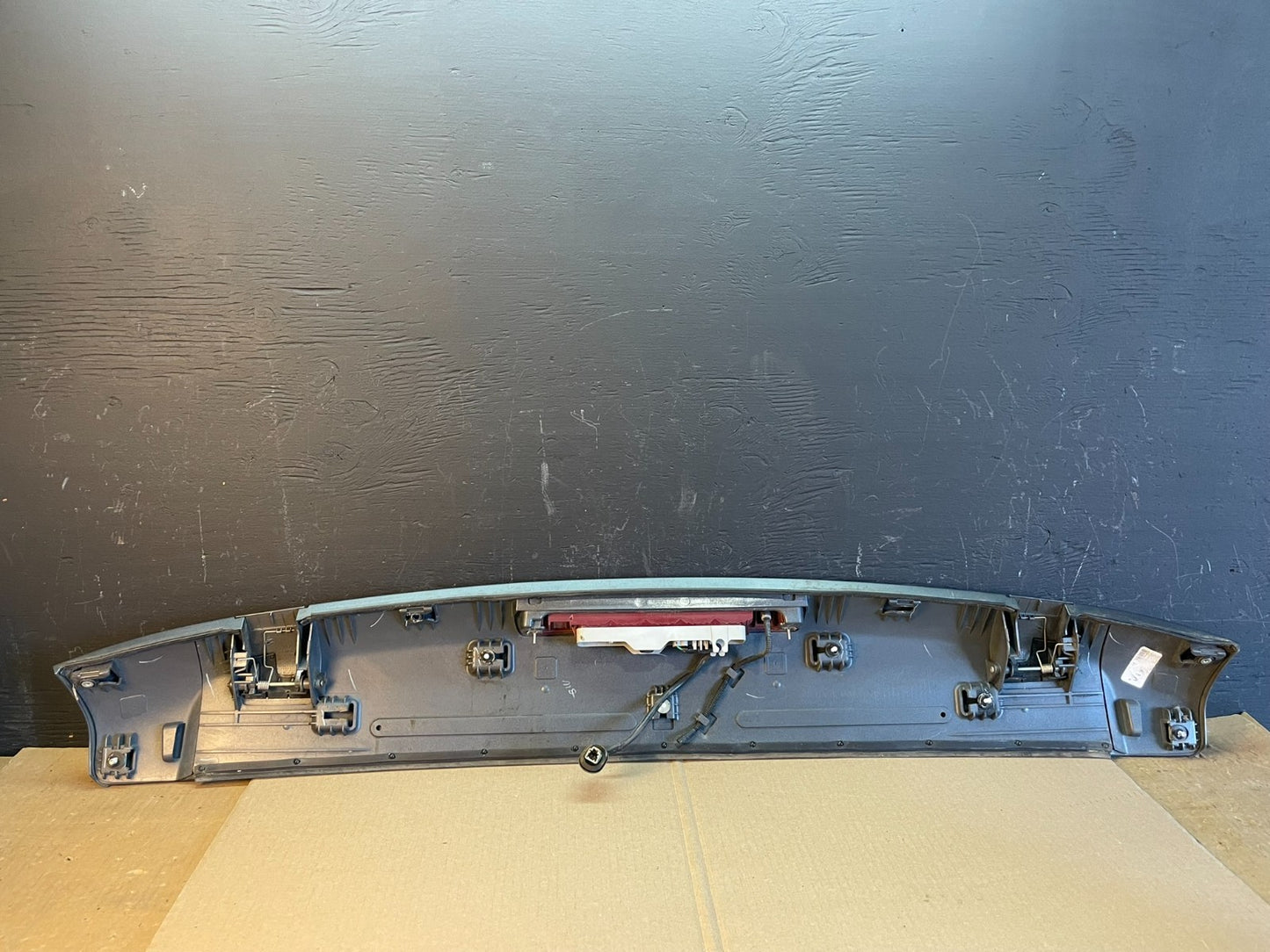 2009 to 2015 Honda Pilot Rear Trunk Spoiler Gate Oem AB7918 DG7