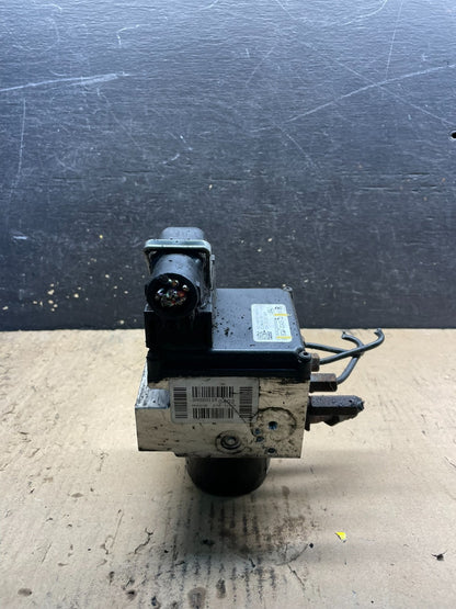 2011 - 2014 Ford E250 E350 Van  ABS Anti Lock Brake Pump Module Oem w6833 DG1