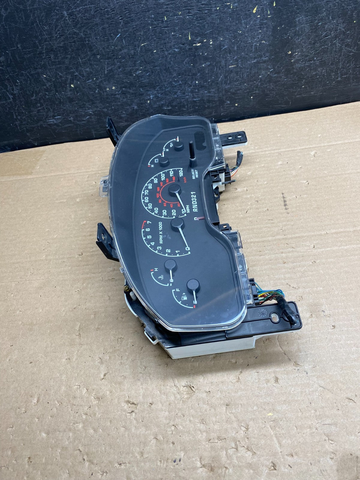 2001 2002 2003 Ford Explorer Speedometer Cluster Gauge ag6345 DG1