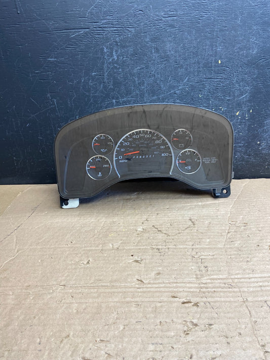 2008 to 2010 Chevrolet Express Speedometer Cluster Gauge AF2151 DG0