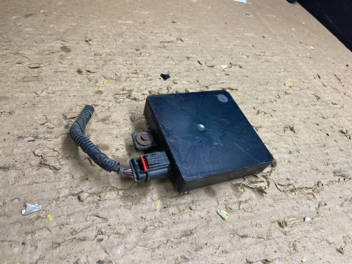 2013 to 2018 Ford Lincoln Rear Radar Blind Spot Module T8511 DG3