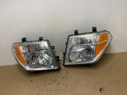 2005 2006 2007 Nissan Pathfinder Halogen Headlights Left+Right AF7099 DW0