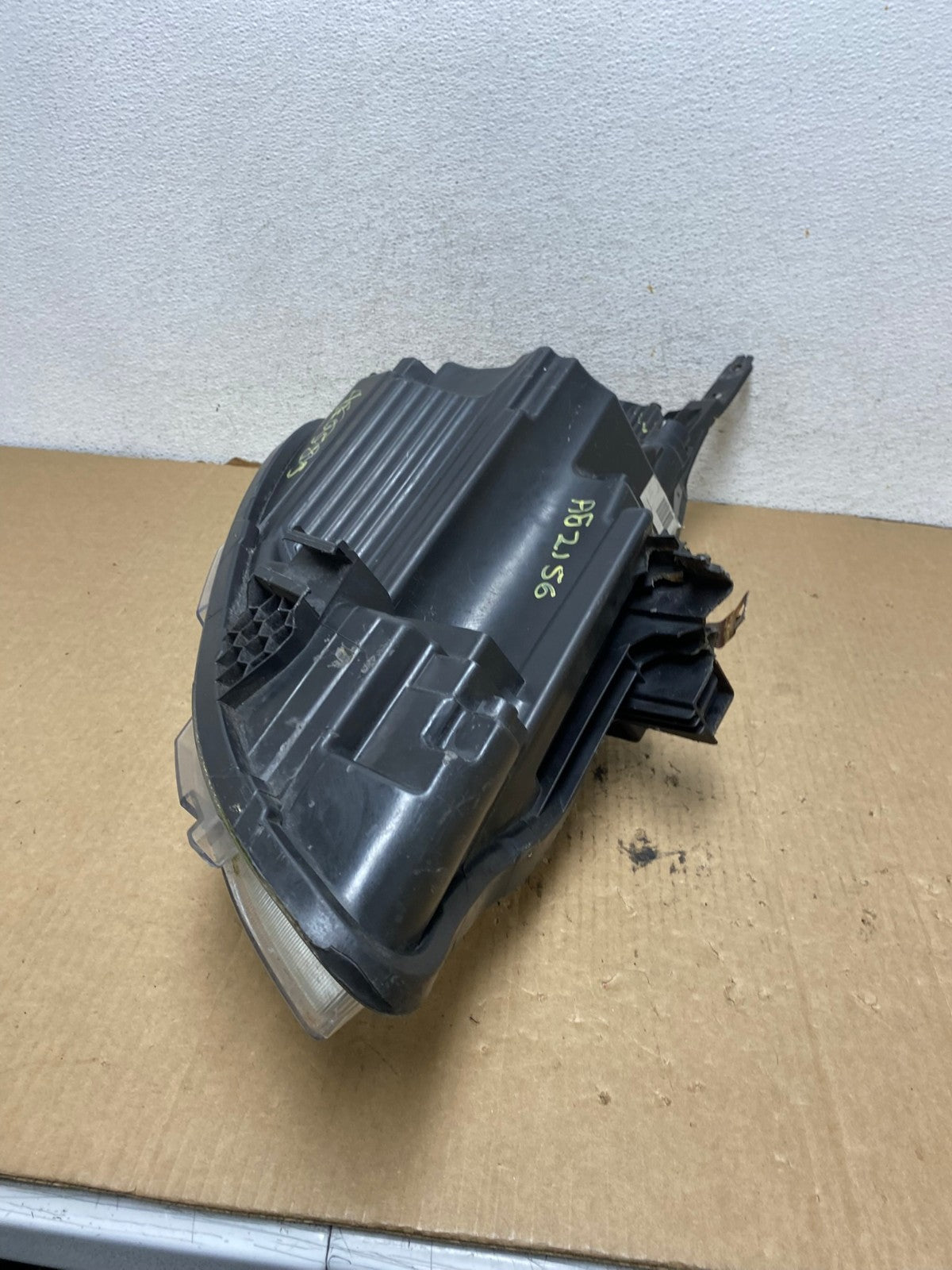 2015 to 2019 Nissan Versa Headlight Left Driver Lh Side AG2156 LK8