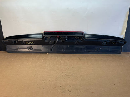 2007-2014 Chevrolet Tahoe Suburban Yukon Spoiler Wing 3rd Brake Light AG0941 DG5