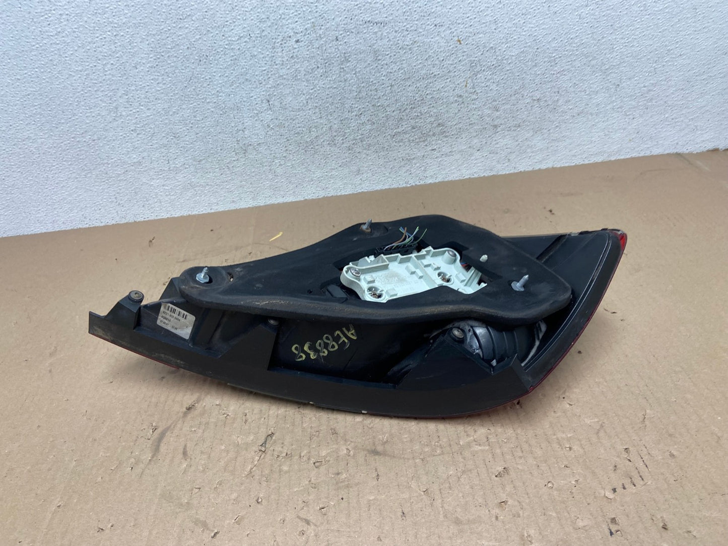 2007 - 2009 Mercedes-Benz S-Class Tail Light Right Passenger RH Side AE8838 LK4