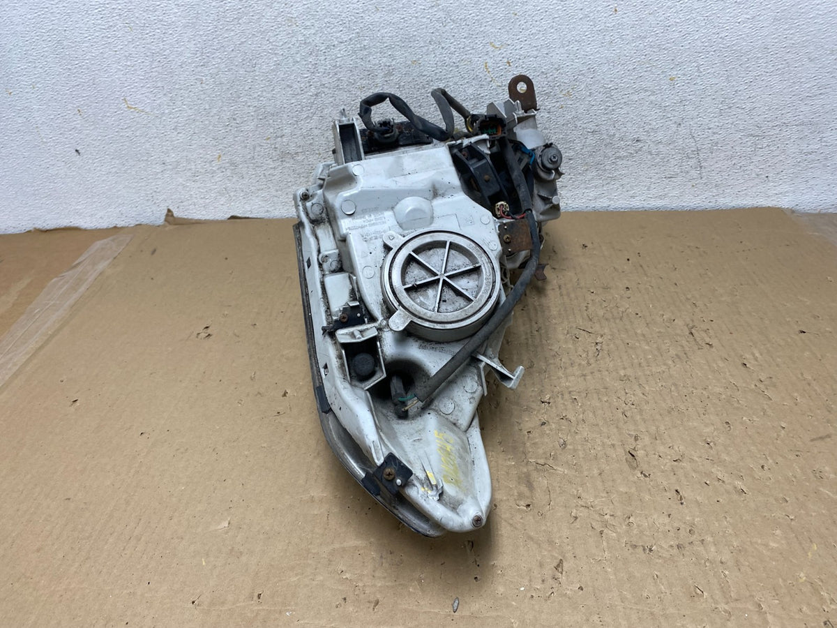 2007-2009 Infiniti G35 G37 Right Passenger Hid Xenon Headlight Sedan AH2845 DW12