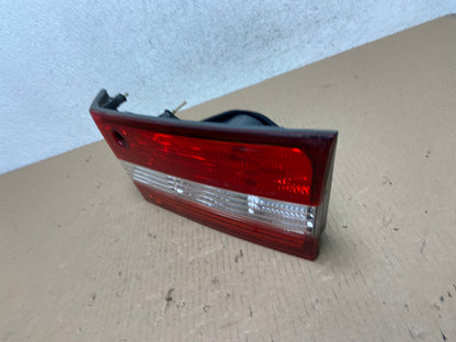 2000 2001 Lexus ES300 Inner Right Passenger RH Side Tail Light AE7271 LK1