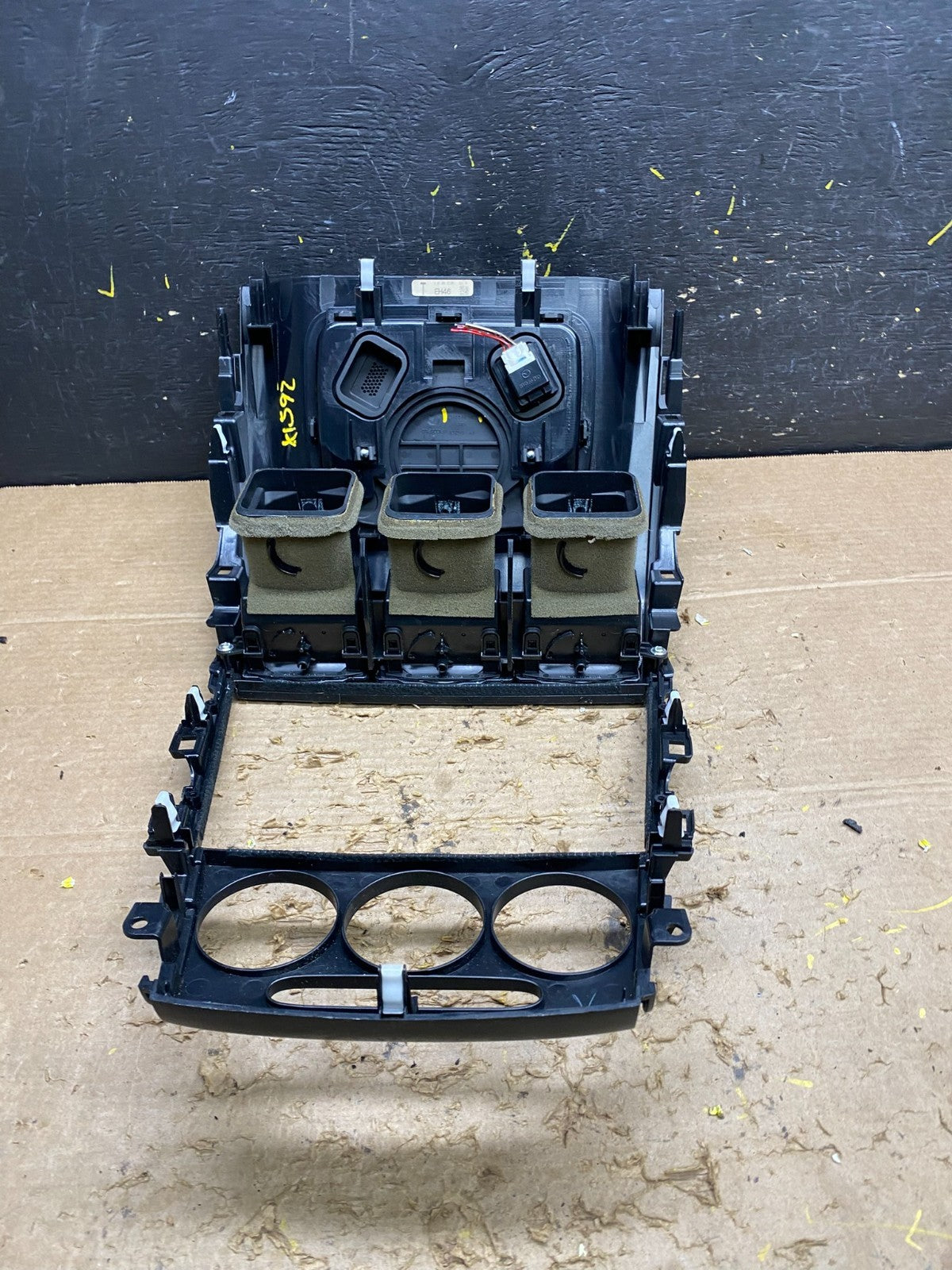 2010 2011 2012 Mazda CX-7 Center Dash Radio Bezel Trim OEM x1592 DG4