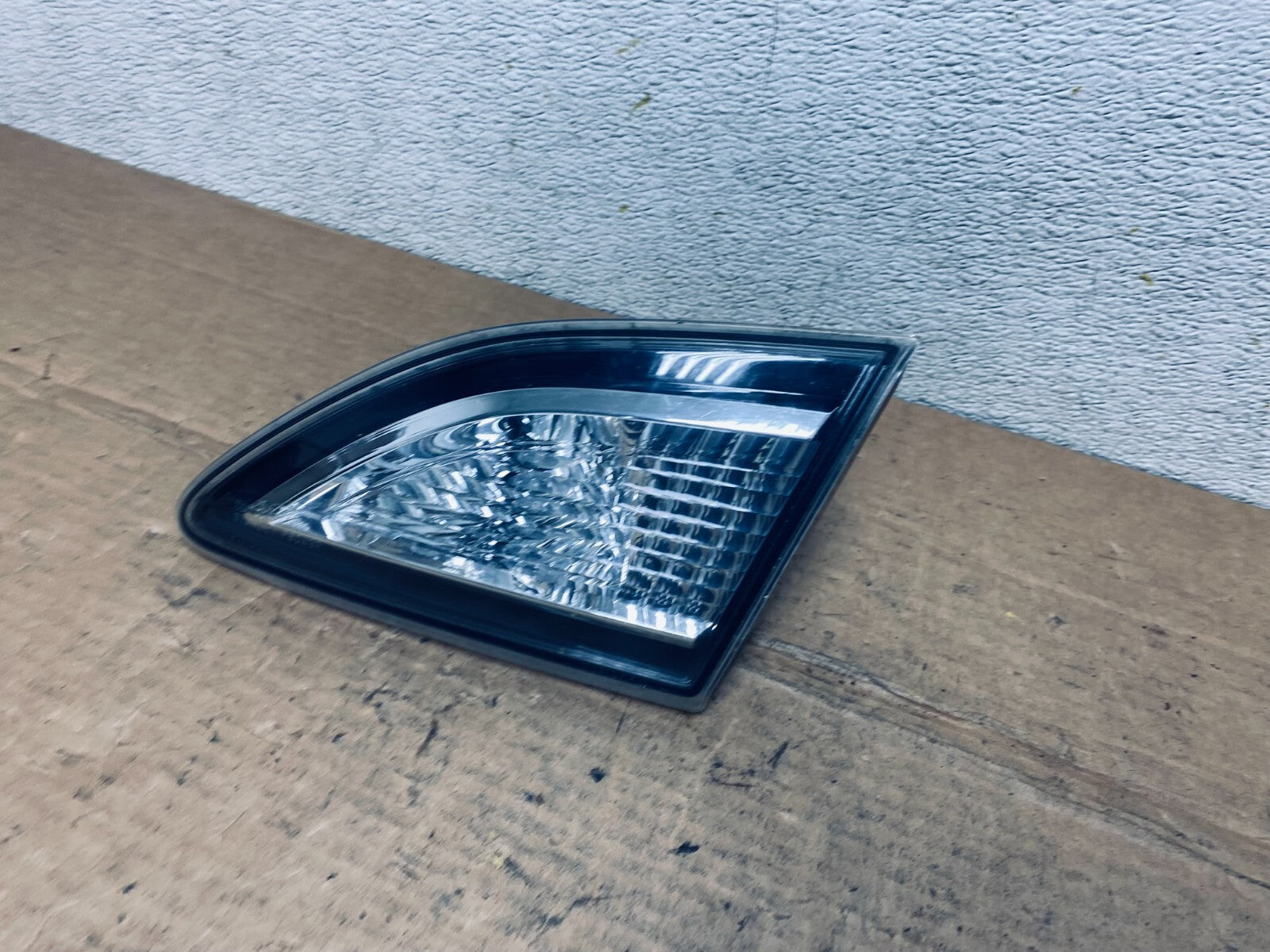 Sedan 2010-2013 Mazda 3 Right Passenger RH Side Inner Tail Light OEM M7614 DW1