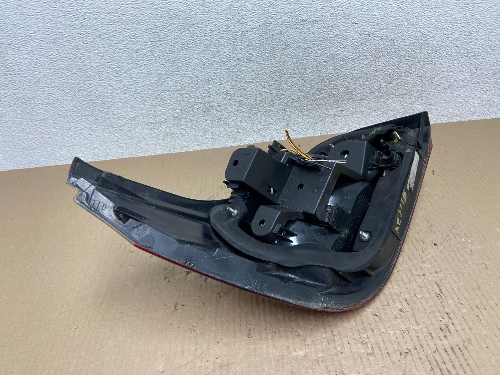 2004 - 2007 BMW 5 Series E60 Right Passenger RH Side Tail Light AE7115 LK9