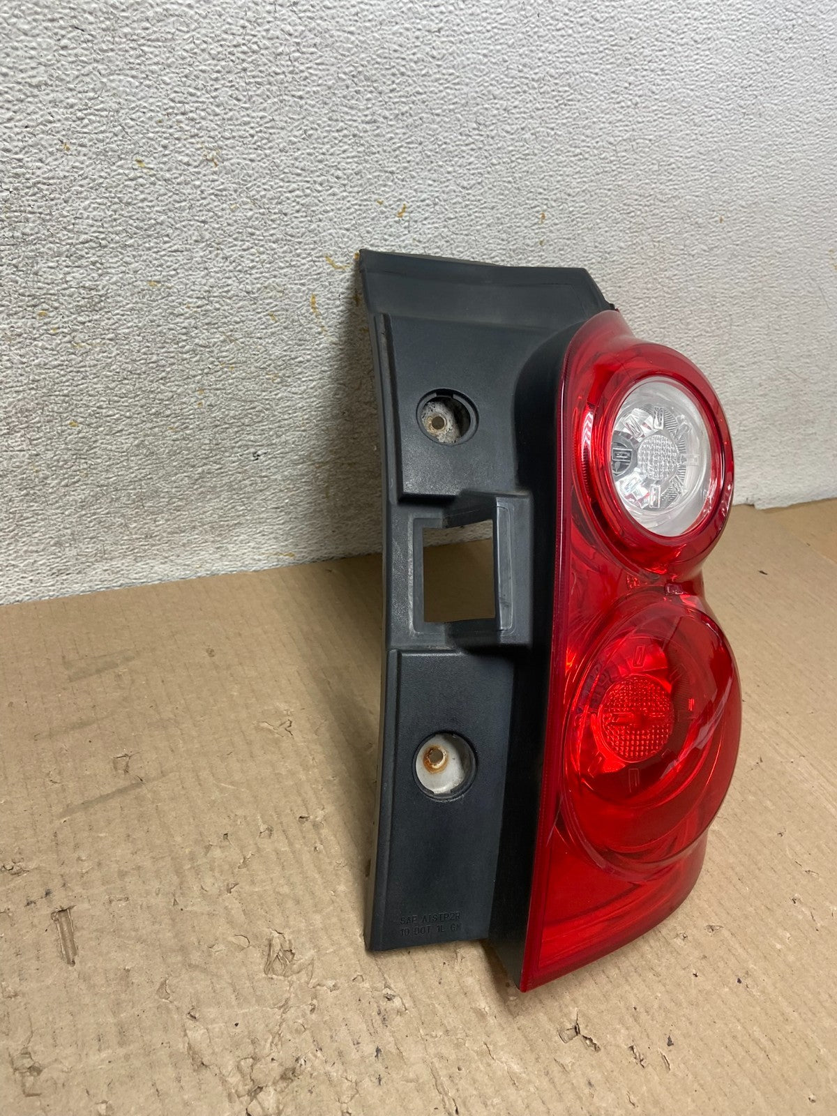 2010 to 2015 Chevrolet Equinox Right Passenger Rh Side Tail Light AI9672 LK2