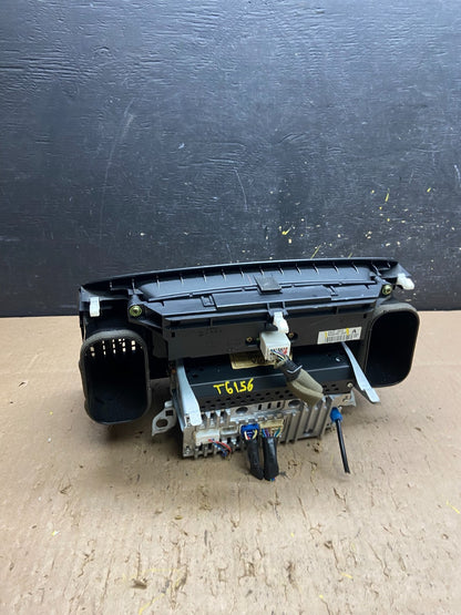 2002 2005 Toyota Camry Radio AM/FM CD Player Air Vent Bezel OEM t6156 DG4