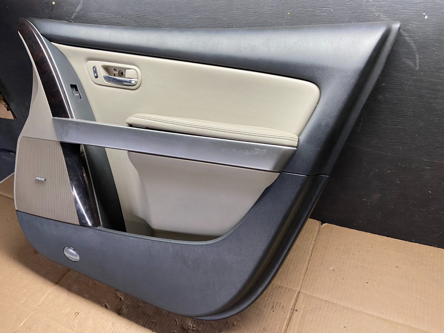 2010 to 2012 Mazda Cx-9 Front Right Passenger Rh Panel Door Trim Oem C2221 PS2