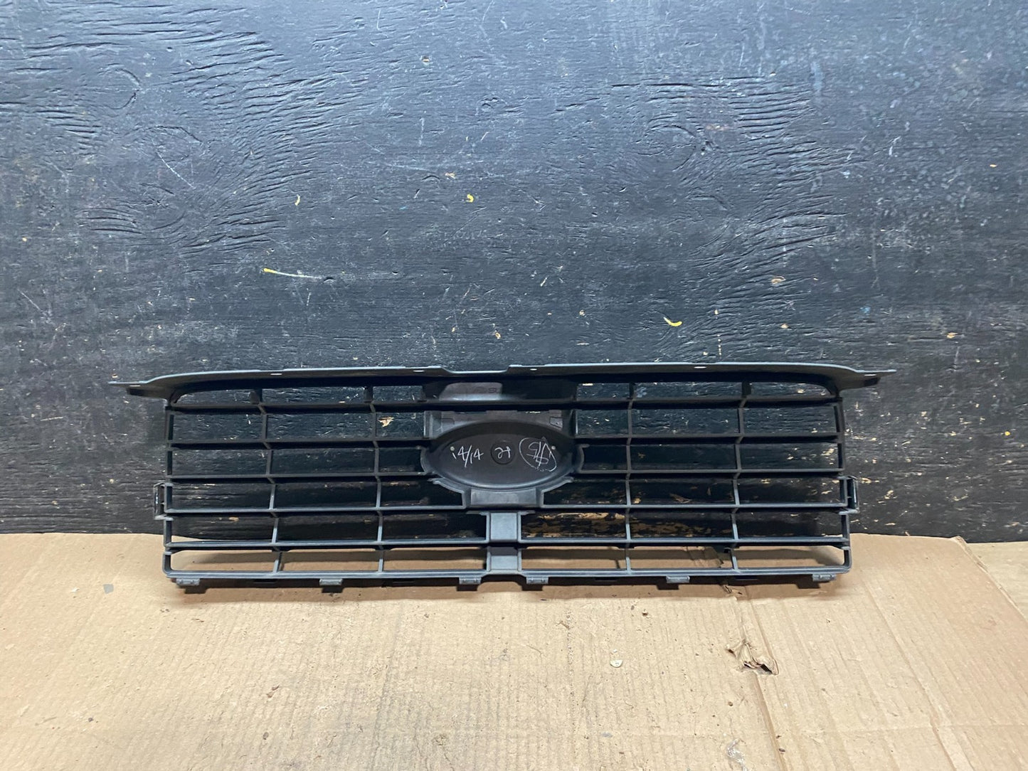 2006 to 2008 Subaru Forester Front Upper Grill Grille Oem W4822 DG6