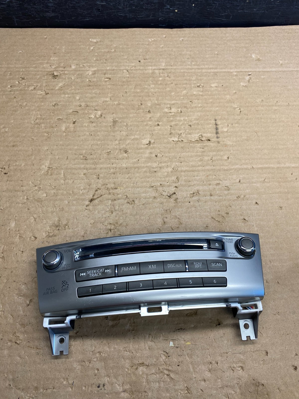 2013 2015 Infiniti JX35 Dashboard Center Radio AM/FM CD Player AG8382 DG0