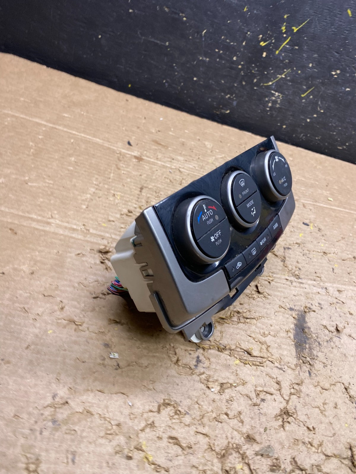 2008 to 2010 Mazda 5 A/C Heater Climate Control Panel OEM X1457 DG1